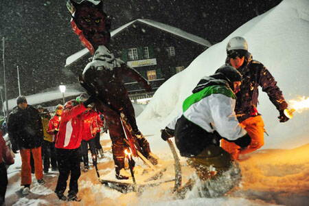 inferno_2012_umzug_014.jpg