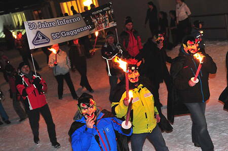 2010_umzug_009.jpg