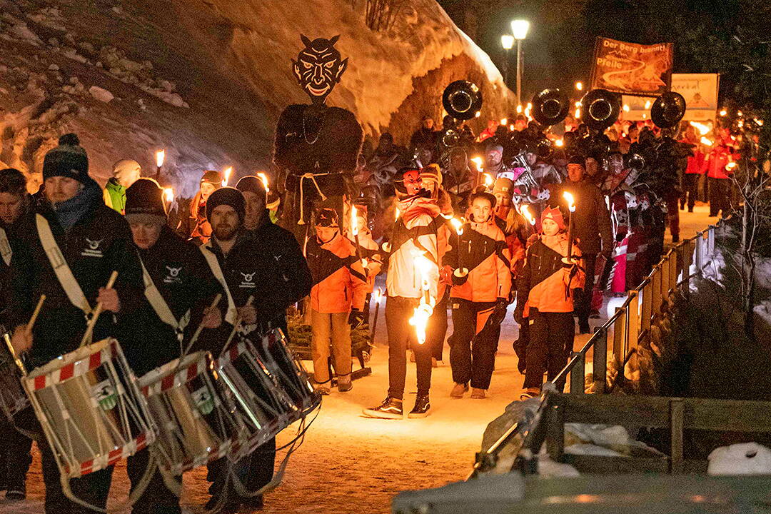 inferno_parade-2019_09.jpg