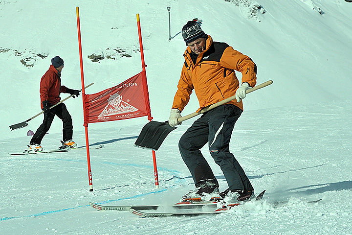 inferno_2015_helfer_41.jpg