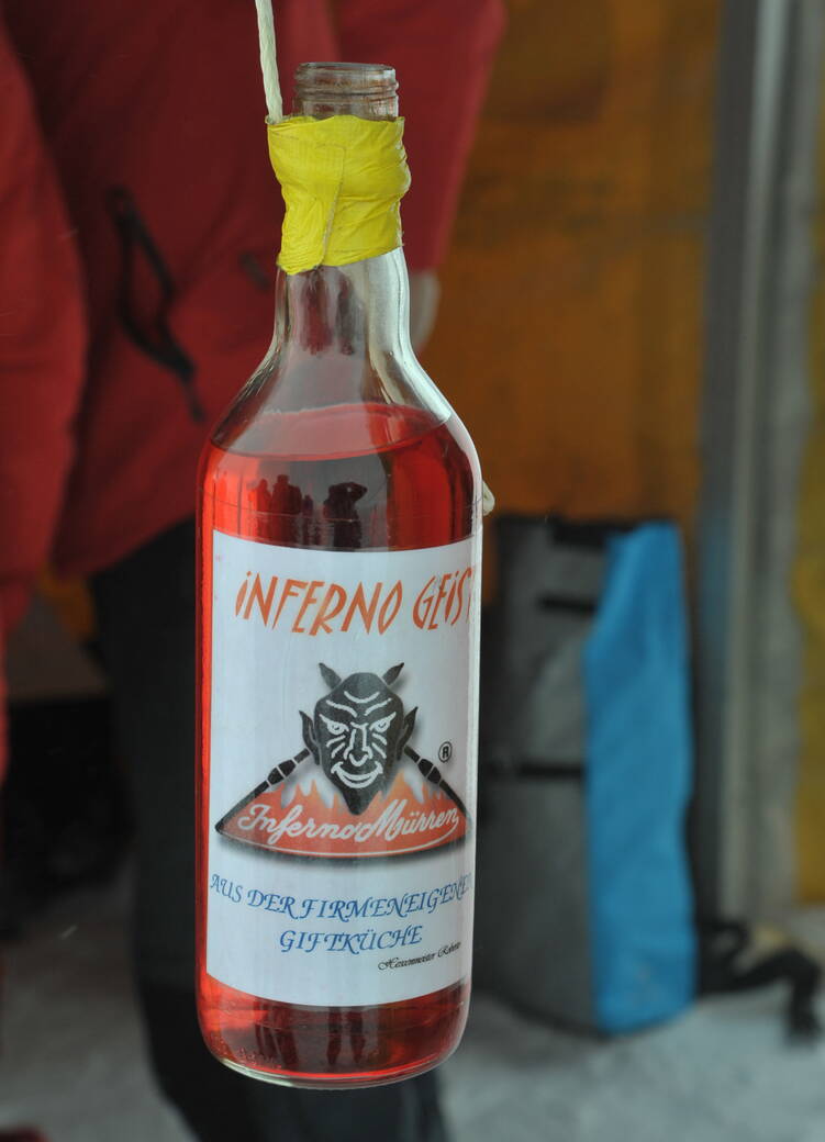 inferno_2016_helfer_109.jpg