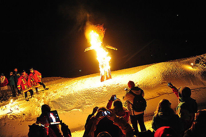 inferno_2014_umzug_010.jpg
