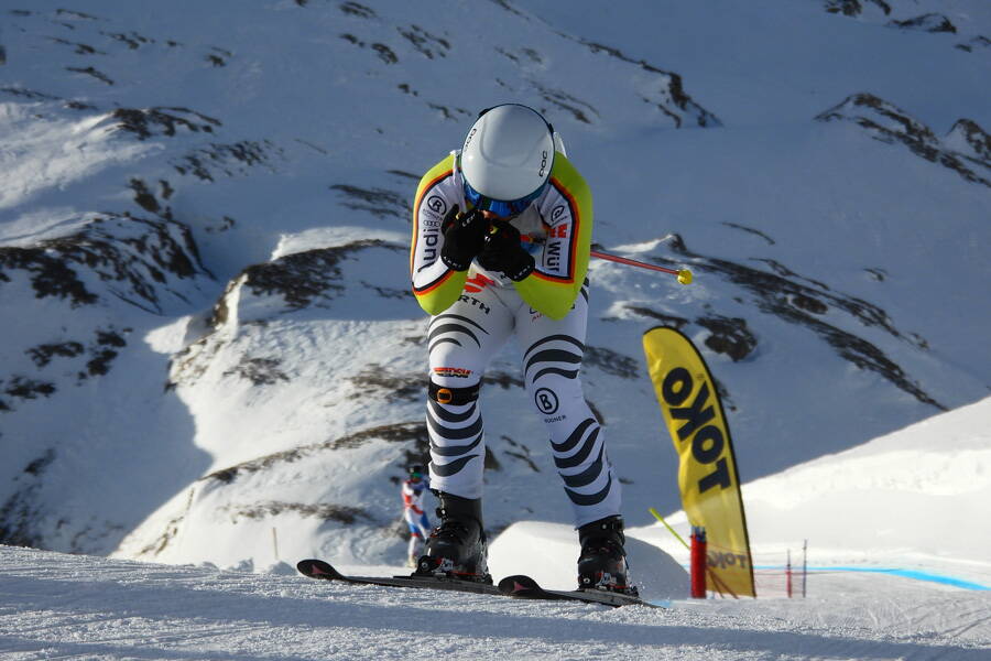 Zoom: downhill_2025_04.jpg