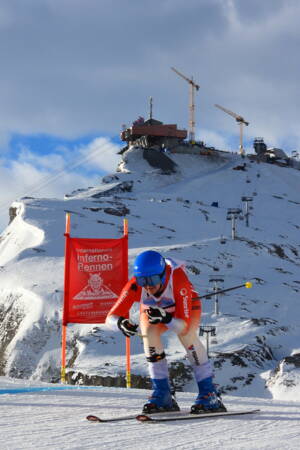 downhill_2025_09.jpg downhill_2025_09.jpg