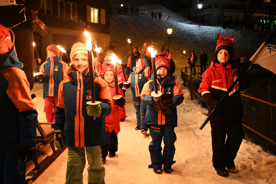 umzug_03.jpg umzug_03.jpg