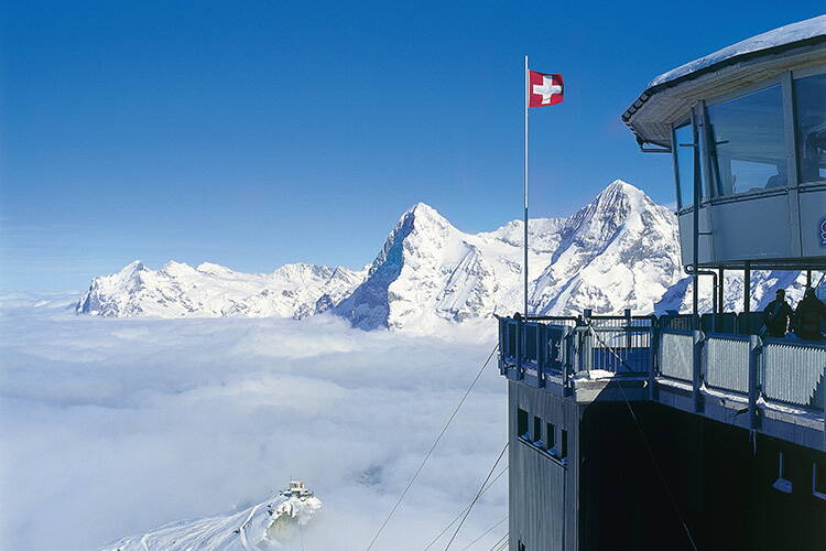 schilthorn_from_muerren.jpg